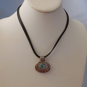 RMN Beautiful Rhinestone Pendant Necklace